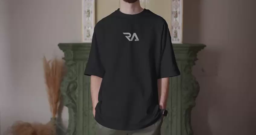 Oversized Black T-Shirt | Sustainable Streetwear